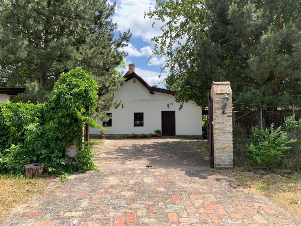 Bivaly Tanya Villa Domaszek Exterior photo